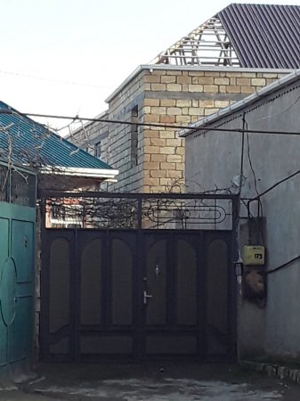 Binəqədi rayon icra hakimiyyəti tərəfindən 2-ci qrup əlilin evi söküldü-VİDEO