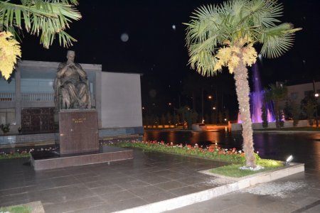 Həsən Bəy Zərdabi parkı yenidənqurmadan sonra istifadəyə verilib Həsən Bəy Zərdabi parkı yenidənqurmadan sonra istifadəyə verilib