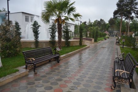 Həsən Bəy Zərdabi parkı yenidənqurmadan sonra istifadəyə verilib Həsən Bəy Zərdabi parkı yenidənqurmadan sonra istifadəyə verilib