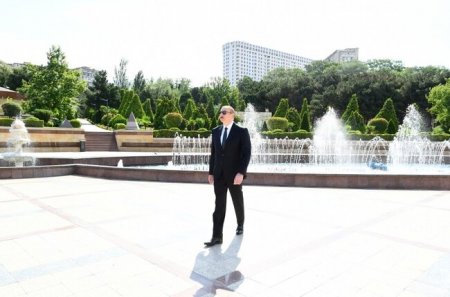 Prezident Bakıda yerüstü piyada keçidinin açılışında iştirak edib