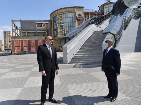 Prezident Bakıda yerüstü piyada keçidinin açılışında iştirak edib