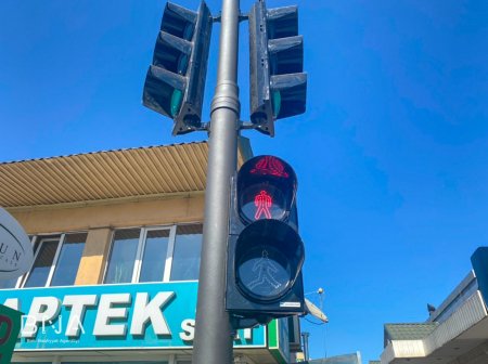 Bu yola işıqfor qoyuldu - Foto