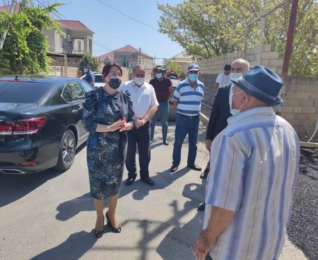 Abşeronun kənd və qəsəbələrinin küçələrinə asfalt örtüyü çəkilir – İradə Gülməmmədova əraziyə gəldi