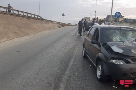 Bakıda motosiklet avtomobilə çırpılıb, ölən var - FOTO