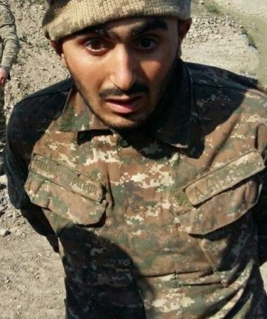 Daha bir erməni işğalçı təslim oldu - FOTO