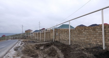 Abşeronun Qobu qəsəbəsindəki yeni yaşayış massivinə qaz çəkilib