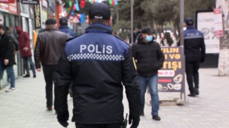 Maska taxmayan sərnişinlər cərimələndi - FOTOLENT