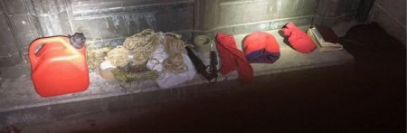 Nyu-Yorkda kilsə yaxınlığında atışma anı - FOTO