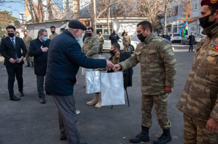 Nərimanov rayonunda Vətən Müharibəsinin iştirakçıları və qaziləri ilə görüş keçirilib