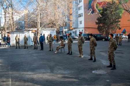 Nərimanov rayonunda Vətən Müharibəsinin iştirakçıları və qaziləri ilə görüş keçirilib