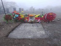 Qusar rayon İcra Hakimiyyəti nə işlə məşğuldur? - Şəhidin məzarı hələ də götürülməyib