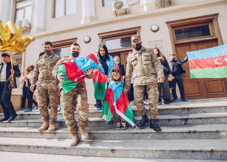 Daha bir şəhidin yeni doğulan körpəsinin adına 5000 manatlıq hesab açılacaq