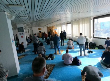 Avropa məscidlərində Xocalı soyqırımı qurbanlarının xatirəsinə dualar oxunub