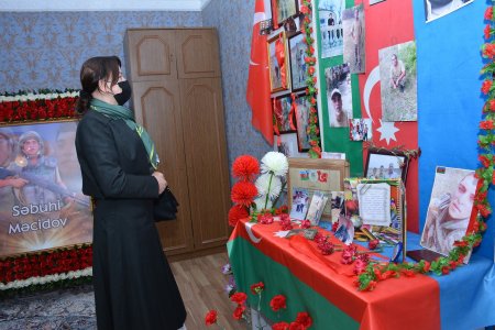 İradə Gülməmmədova bayram ərəfəsində şəhid Səbuhi Məcidovun ailəsinə baş çəkdi