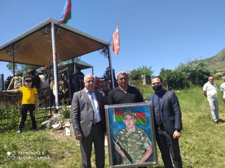 Vətən müharibəsi şəhidi Əli Qasımovun doğum günündə məzarı ziyarət olunub