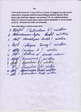 Qusar təhsilinin iç üzü: Şagirdlər önündə ədəbsizlik nümunəsi // FOTO Qusar təhsilinin iç üzü: Şagirdlər önündə ədəbsizlik nümunəsi // FOTO