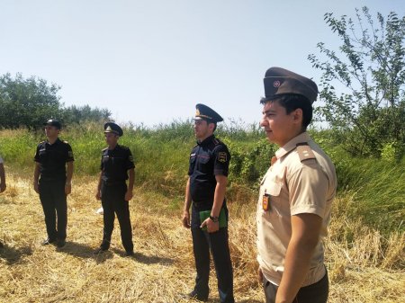 Sabirabad RPŞ-nin və FHN-nin əməkdaşları əkin sahələrində baş verən yanğın hadisələrinin qarşısının alınması məqsədilə vətəndaşlarla maarifləndirici görüşlər keçiriblər