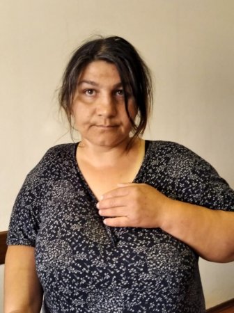 Qusarda fala baxmaq adı ilə insanları aldadaraq pullarını mənimsəyən qadın polislər tərəfindən saxlanılıb.