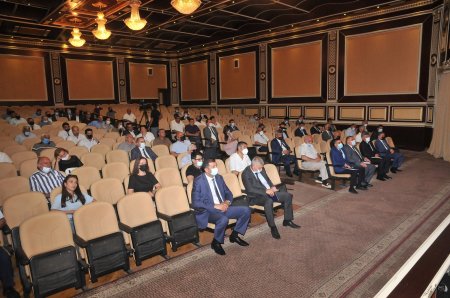 Abşeronda fəaliyyət göstərən sahibkarlarla görüş keçirildi