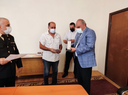 Zərdabda 20 Vətən müharibəsi iştirakçısına medal təqdim olundu-FOTOLAR