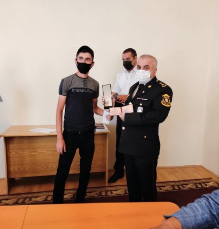 Zərdabda 20 Vətən müharibəsi iştirakçısına medal təqdim olundu-FOTOLAR