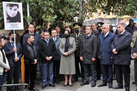 Absheronda shehide il merasimi kescirildi Absheronda shehide il merasimi kescirildi