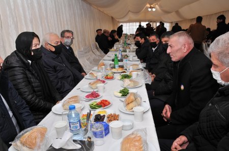 Abşeron şəhidlərinə il mərasimi keçirild