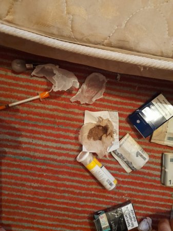 İmişlidə narkotiklərin satışı ilə məşğul olan dəstə saxlanıldı