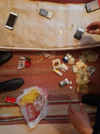 İmişlidə narkotiklərin satışı ilə məşğul olan dəstə saxlanıldı