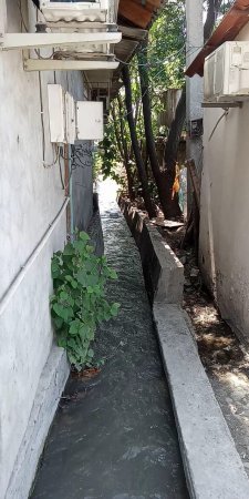 " Şakir Əhmədovun qoşun dəstəsinin hücumuna məruz qaldım məni döyüb çəkliş apardığım telefonlarım əlimdən alındı" -   Göyçay sakinləri  iddia edir// FOTO