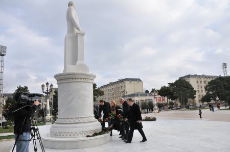Abşeronda Ümummilli Lider Heydər Əliyevin anım günü qeyd edildi