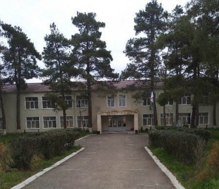 Əmrullayevin menyusuna daha bir TƏHSİL BƏLASI Əmrullayevin menyusuna daha bir TƏHSİL BƏLASI
