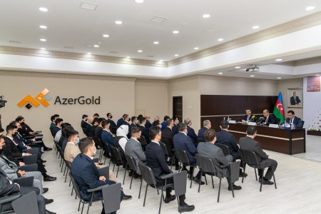 Peşə və ali təhsil müəssisələri üçün elan edilmiş təqaüd proqramlarının qalibləri mükafatlandırılıb Peşə və ali təhsil müəssisələri üçün elan edilmiş təqaüd proqramlarının qalibləri mükafatlandırılıb