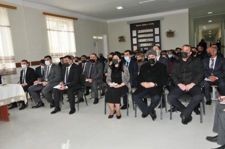 Abdin Fərzəliyev Güzdək qəsəbə sakinləri və şəhid ailələri ilə görüşdü