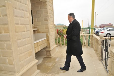 Abdin Fərzəliyev Güzdək qəsəbə sakinləri və şəhid ailələri ilə görüşdü