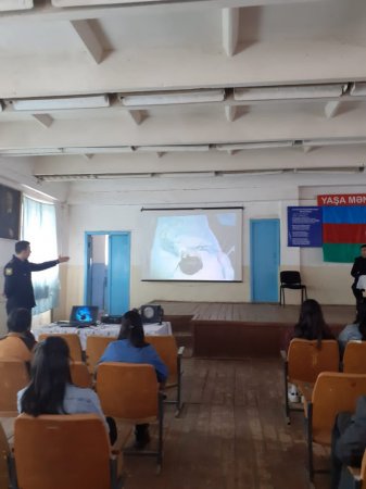 Neftçalada polis dörd məktəbdə maarifləndirici görüş keçirib