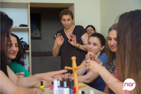  “Nar” eşitmə məhdudiyyətli şəxslər üçün peşə təlimləri layihəsinə yenidən start verdi