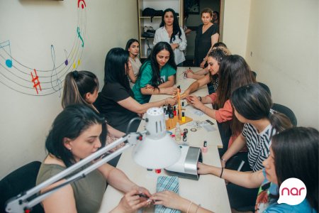  “Nar” eşitmə məhdudiyyətli şəxslər üçün peşə təlimləri layihəsinə yenidən start verdi