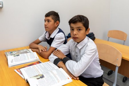 Heydər Əliyev Fondunun təşəbbüsü və “AzerGold” QSC-nin dəstəyi ilə  Daşkəsəndə inşa edilən yeni məktəb binası istifadəyə verilib