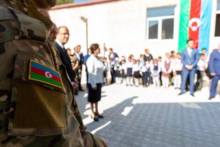 Heydər Əliyev Fondunun təşəbbüsü və “AzerGold” QSC-nin dəstəyi ilə  Daşkəsəndə inşa edilən yeni məktəb binası istifadəyə verilib