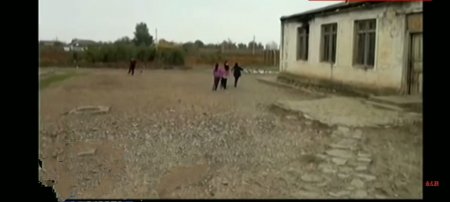 Nəvahi kəndinin bu məktəbi xarabalığı xatırladır - GİLEY // FOTO