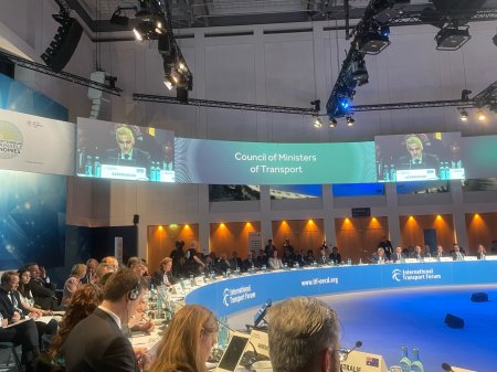 Azərbaycan ilk dəfə olaraq Beynəlxalq Nəqliyyat Forumunun prezidenti seçildi