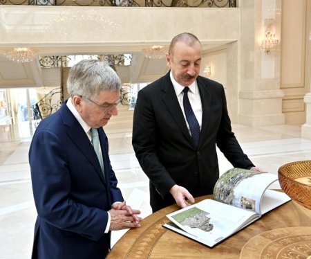 İlham Əliyev Beynəlxalq Olimpiya Komitəsinin Prezidentini qəbul etdi - FOTOLAR