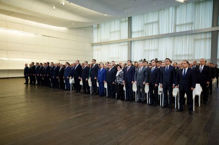 “AzerGold” QSC Ulu Öndər Heydər Əliyevin 100 illiyinə həsr olunmuş  qızıl sikkənin təqdimat mərasimini keçirib - FOTO