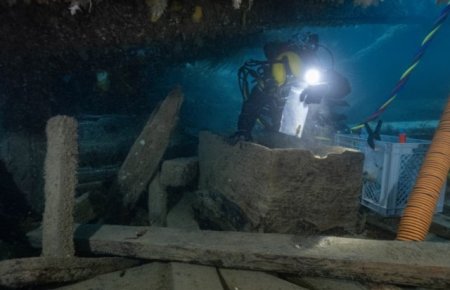 180 il əvvəl batmış gəminin qalıqları tapıldı - FOTOLAR