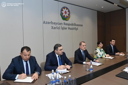 Ceyhun Bayramov MDB Baş katibini qəbul etdi