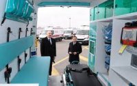 Prezident yeni alınmış təcili tibbi yardım avtomobilləri ilə tanış oldu - FOTOLAR