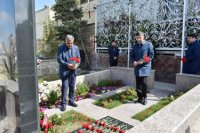 Yasamal rayon ictimaiyyəti Aprel döyüşlərinin şəhidlərini yad edib - FOTOLAR