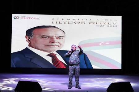 Xətaidə Heydər Əliyevə həsr edilmiş konsert keçirildi – VİDEO+FOTO Xətaidə Heydər Əliyevə həsr edilmiş konsert keçirildi – VİDEO+FOTO