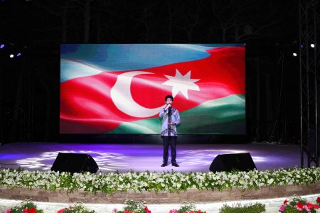 Xətaidə Heydər Əliyevə həsr edilmiş konsert keçirildi – VİDEO+FOTO Xətaidə Heydər Əliyevə həsr edilmiş konsert keçirildi – VİDEO+FOTO